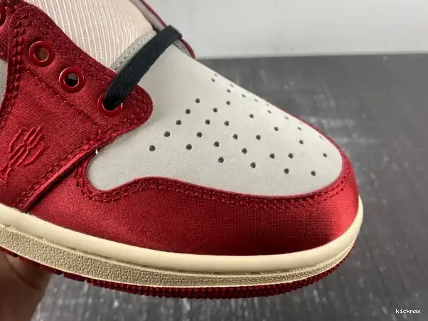 Rep MAX OG Away 1 Jordan Trophy Room FN0432-100 Low x Air 0326
